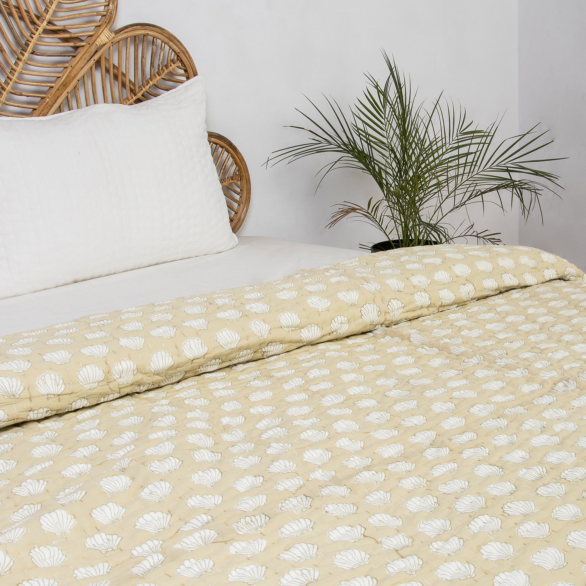 Premium Hand Block Soft Comfort Blanket Quilts For Winter